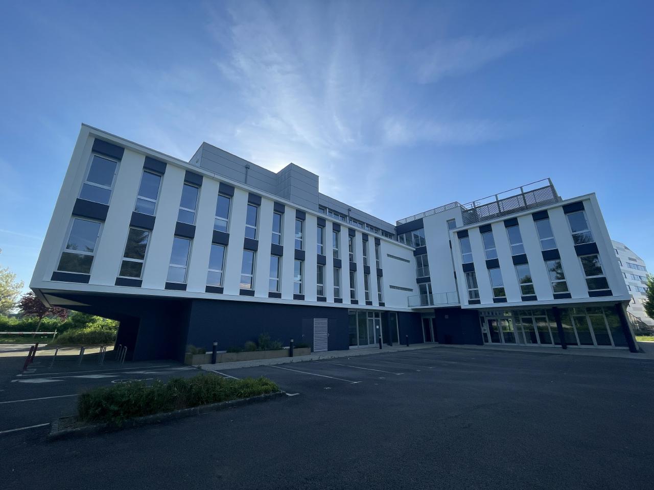 Bureau Cesson-Sévigné 2163m² Location bureau Cesson-Sévigné Ille-et-Vilaine OLBUR2204112 2